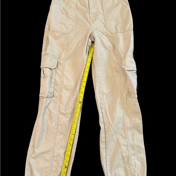 Abercrombie & Fitch Light Tan Cargo Pants - Picture 1 of 5